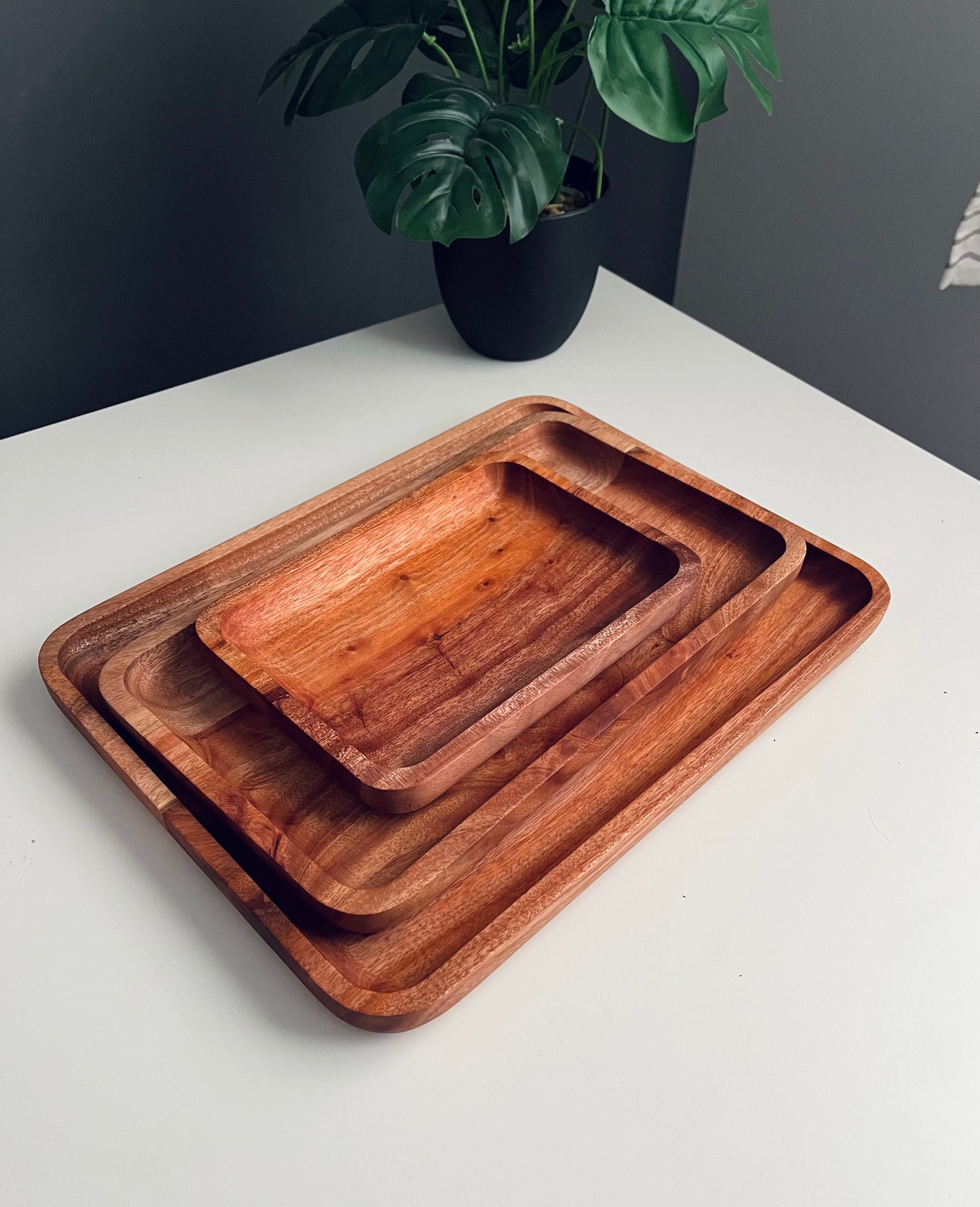 Set of 3 Wooden plates (kay)